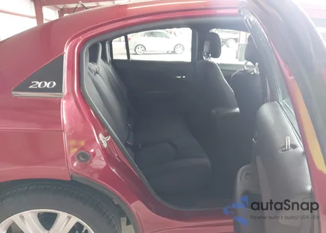 2013 Chrysler 200 Lx из США, поврежденный, VIN 1C3CCBAB7DN715158